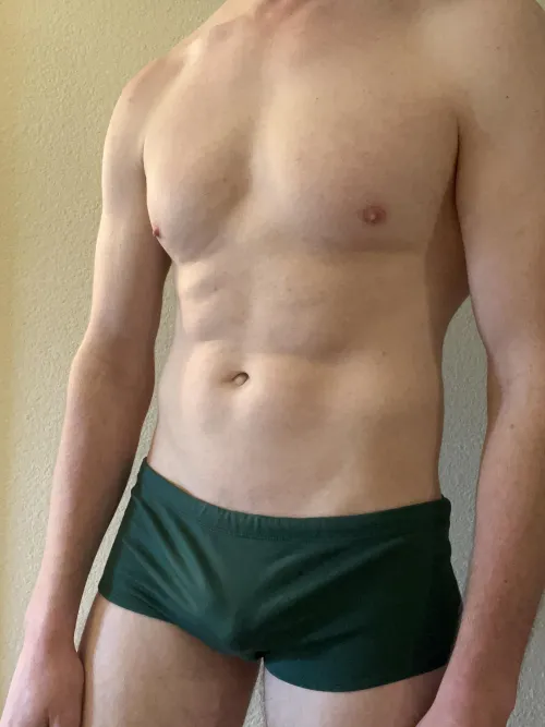 green square cut by auburnhighlights