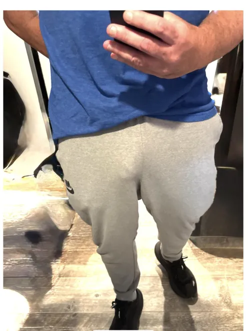 Grey sweatpants season by guytryingtolearn8inD