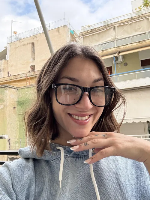 grinning at you like we just met by No-Scientist00