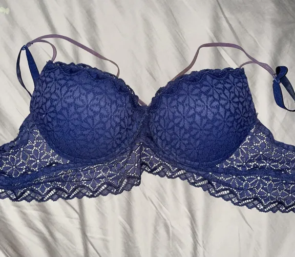 guess size / how you think she fills it by Flat-Western2059