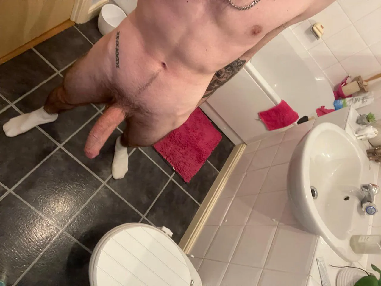 Guess who’s wanking tonight posted by SinfulDoller