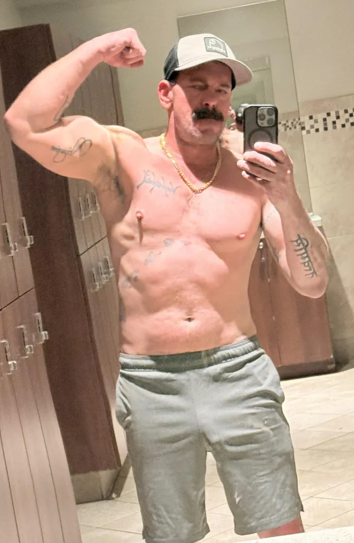 Gym Fed and Freeball posted by inkedpolyglot