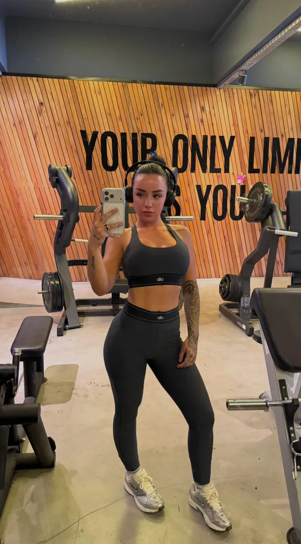 gym glow posted by Low_Pension4420