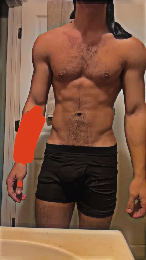 Gym looks like it’s paying off ;) can’t wait to show off even more. by Comfortable_Slice_86