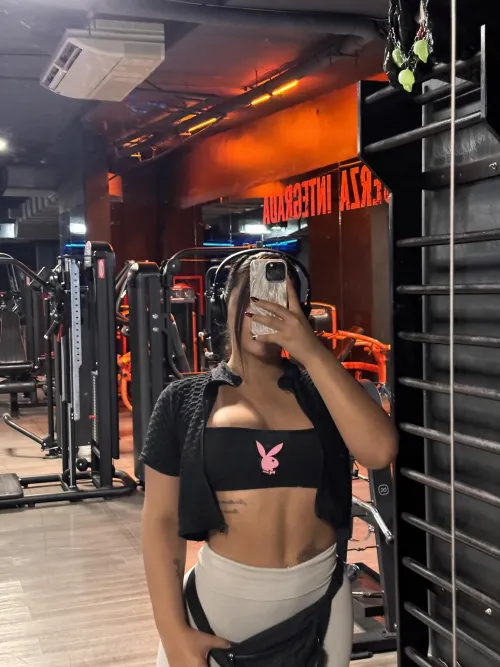 Gym selfie #2, keeping consistent. by natalie_rios1212