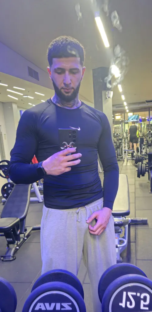 Gym session done. Approach while im sweaty by AlexAngeloOF