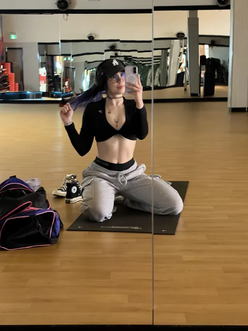 Gym sweats by boohoo0-0