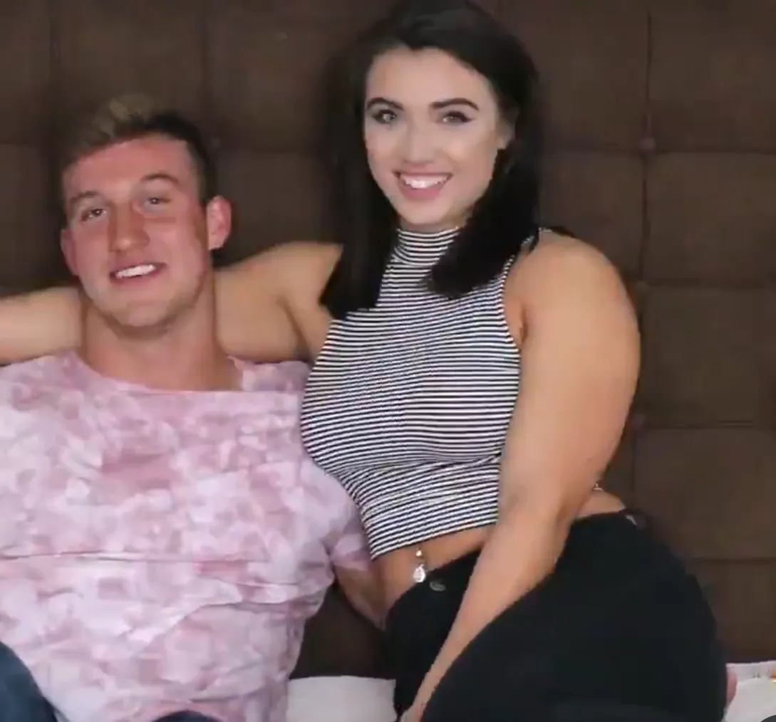 Had seen this one years ago but can't find it again. Can anyone ID this one? posted by hunterroco