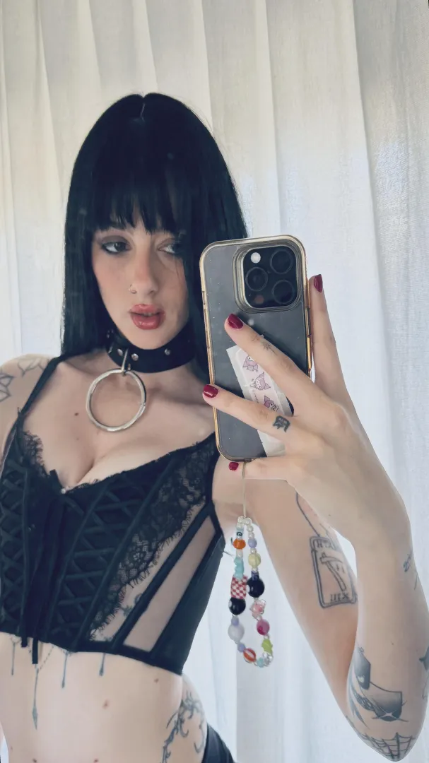 Had wine and in the mood, you got a place posted by FemBoyGod