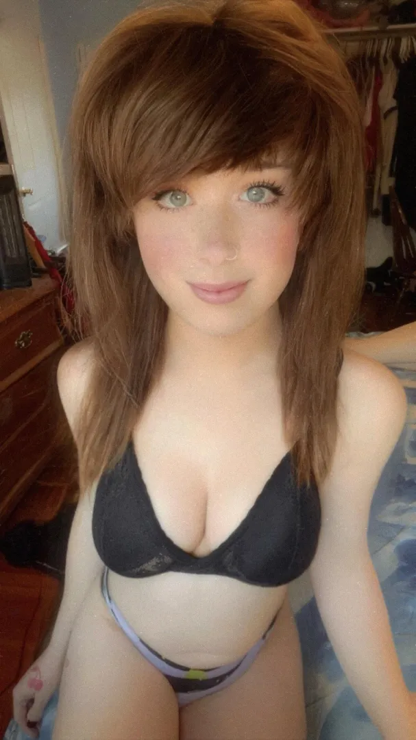 haiiii  posted by thebluehairedmenace