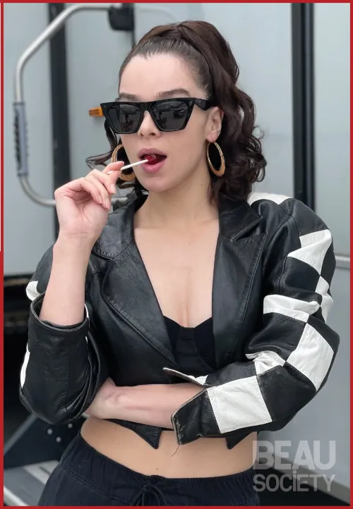 Hailee as Mary on the set of 'Sinners' by bphsrpnn