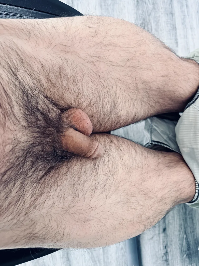 Hair from the waist down posted by BaldJack2000