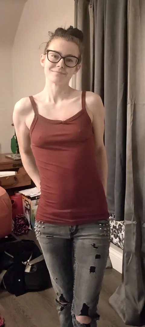 Hairbun and no bra  posted by Killaninjafuxx