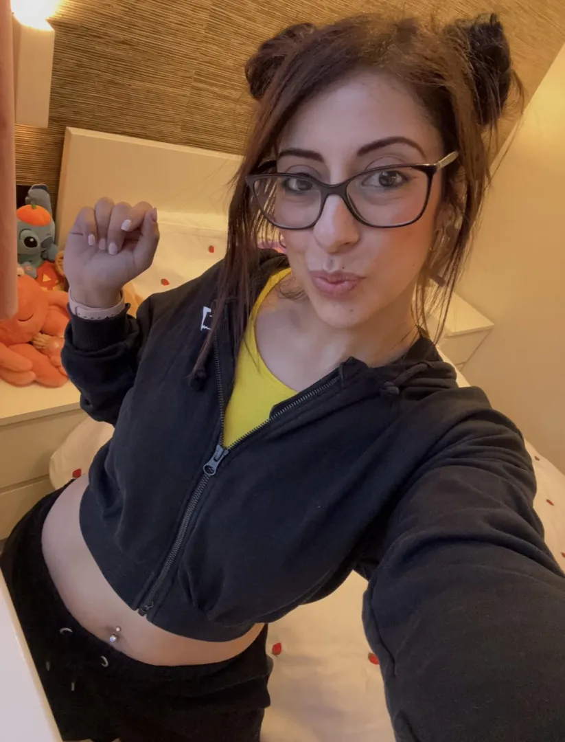 Hairbuns and glasses today posted by K-muscleofmummy