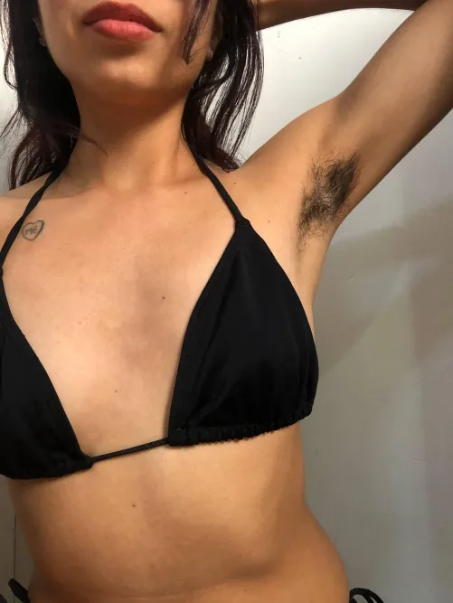 Hairy pits… are you into this?  by Extension_Tie2792