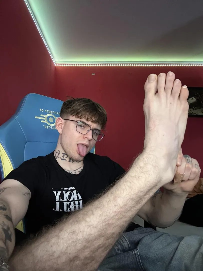 hairy wow posted by raezify