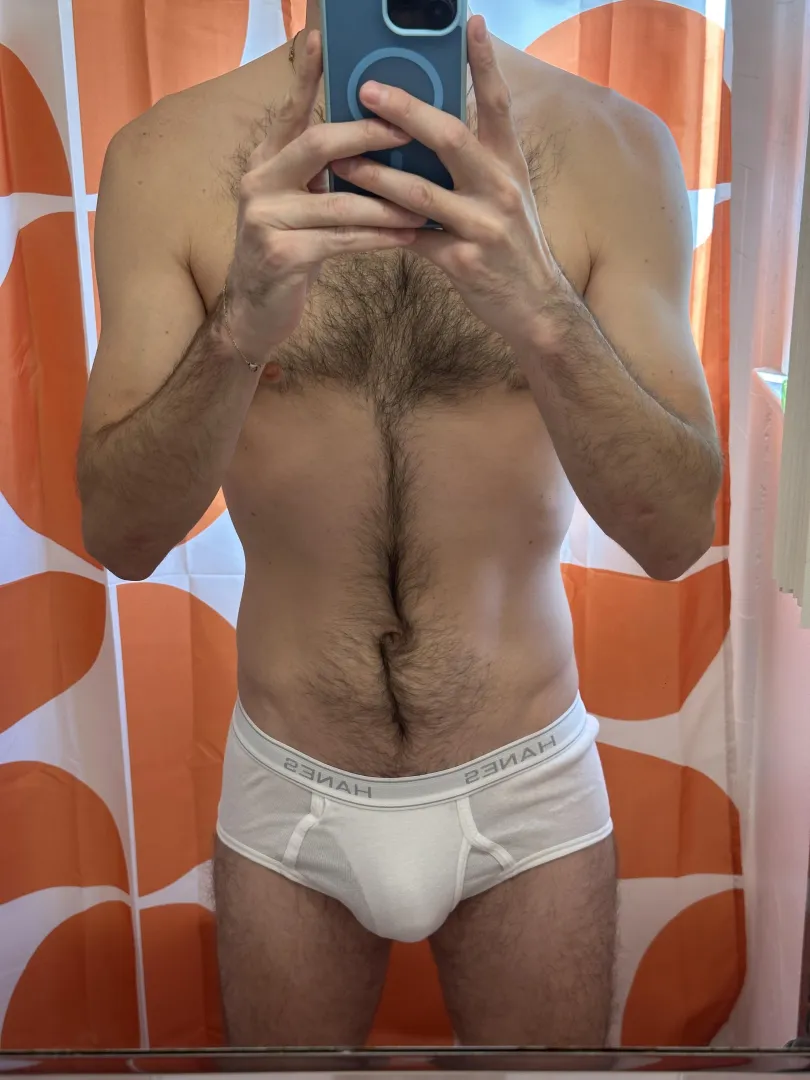 Hanes  posted by theotterinbriefs