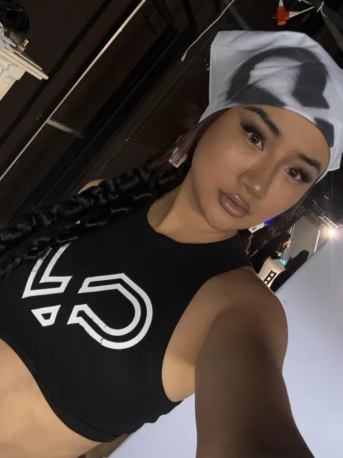 hannah_wen_ by Adventurous-Two6607