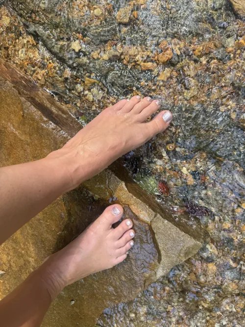 Happy foot Friday - celebrate accordingly  by ToesInSunlight