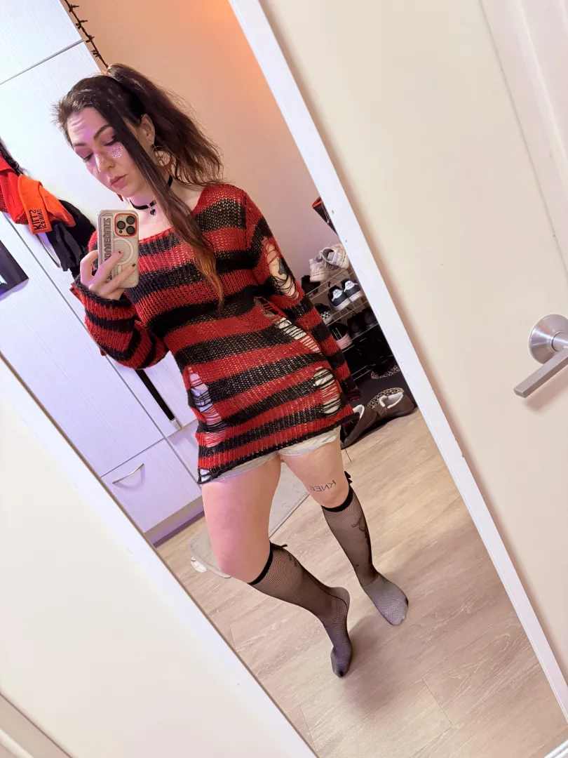 Happy Friday the 13th ✨ even if I’m a little Freddy posted by UnacceptableLemonade