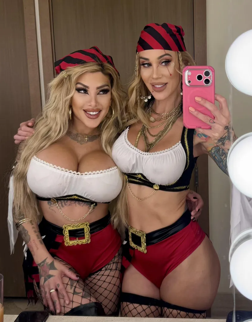 Happy Halloween posted by KingPeacemaker