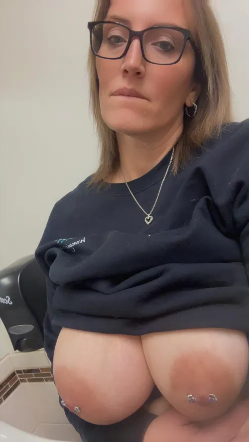 Happy hump day by Sapphire081982