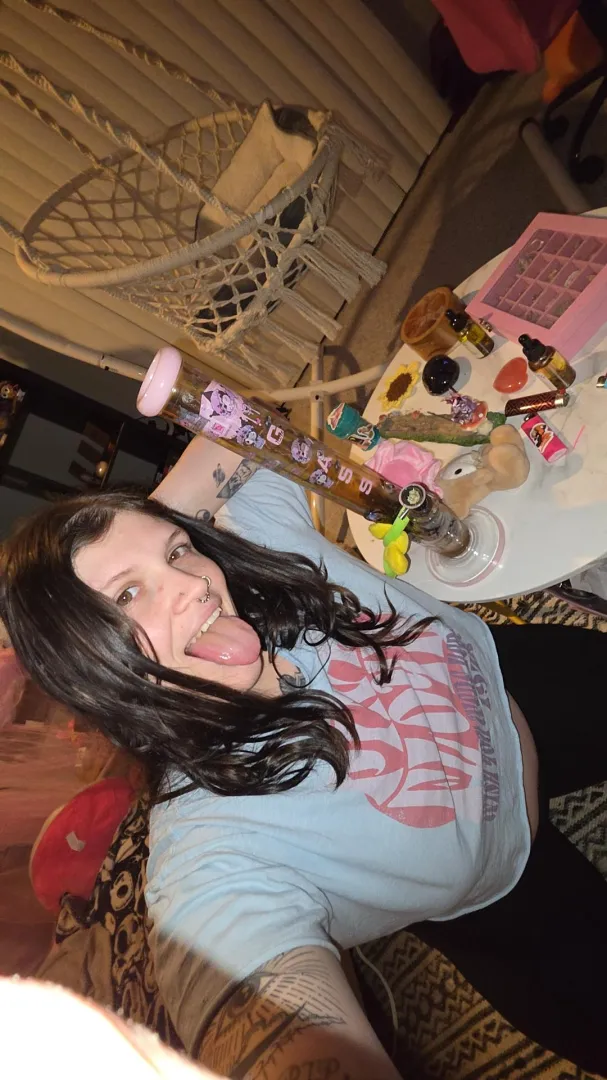 Happy late night bowls who's doing it tok posted by cannakweeen