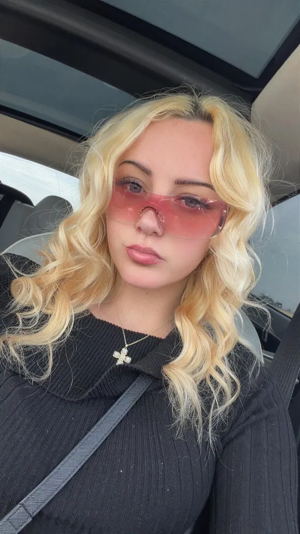 Happy Luv day ❤️‍❤️‍ posted by Common_Let1174