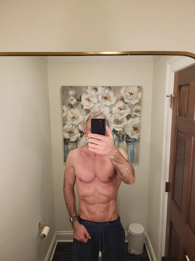 Happy Monday posted by Initial_Natural7703