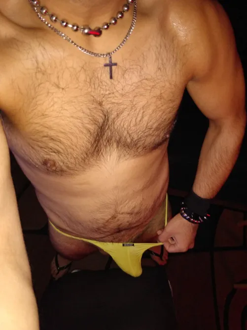 Happy Monday by juicyjimi