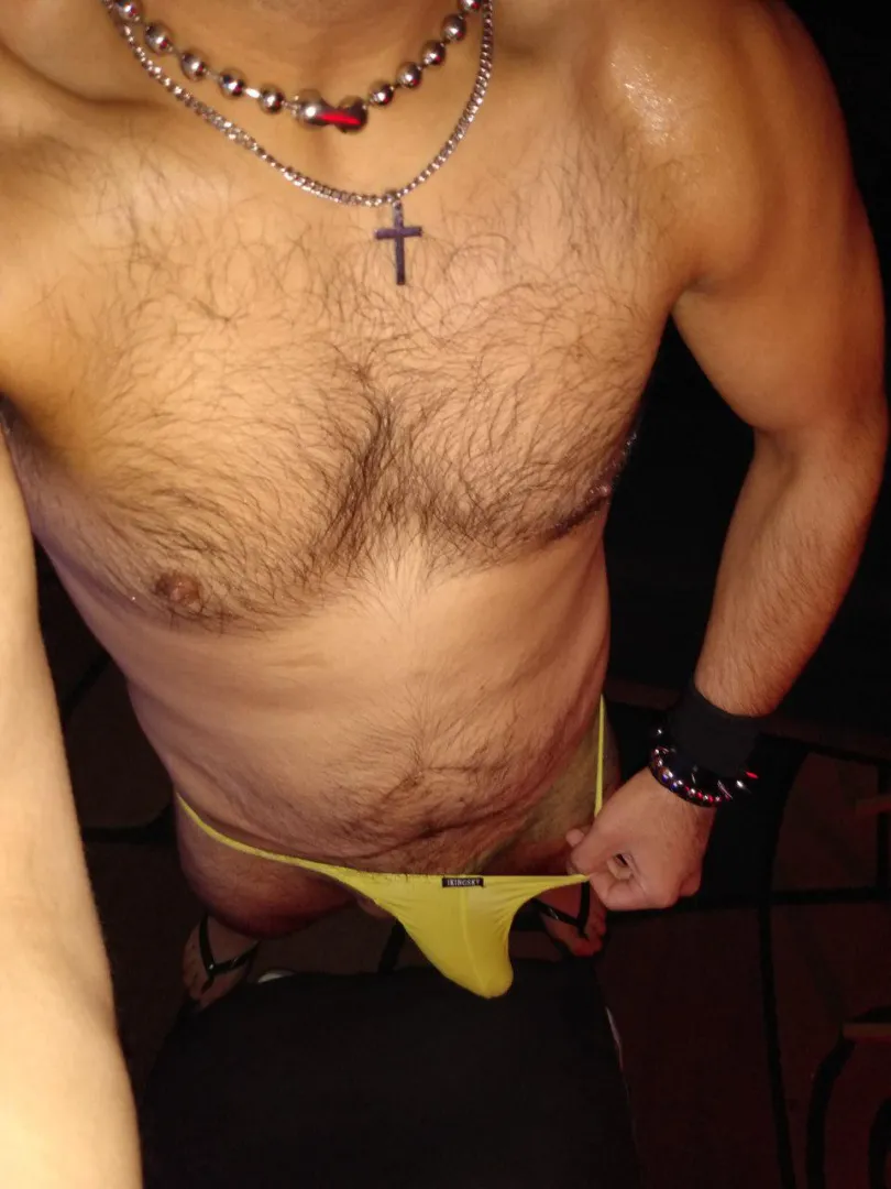 Happy Monday posted by juicyjimi