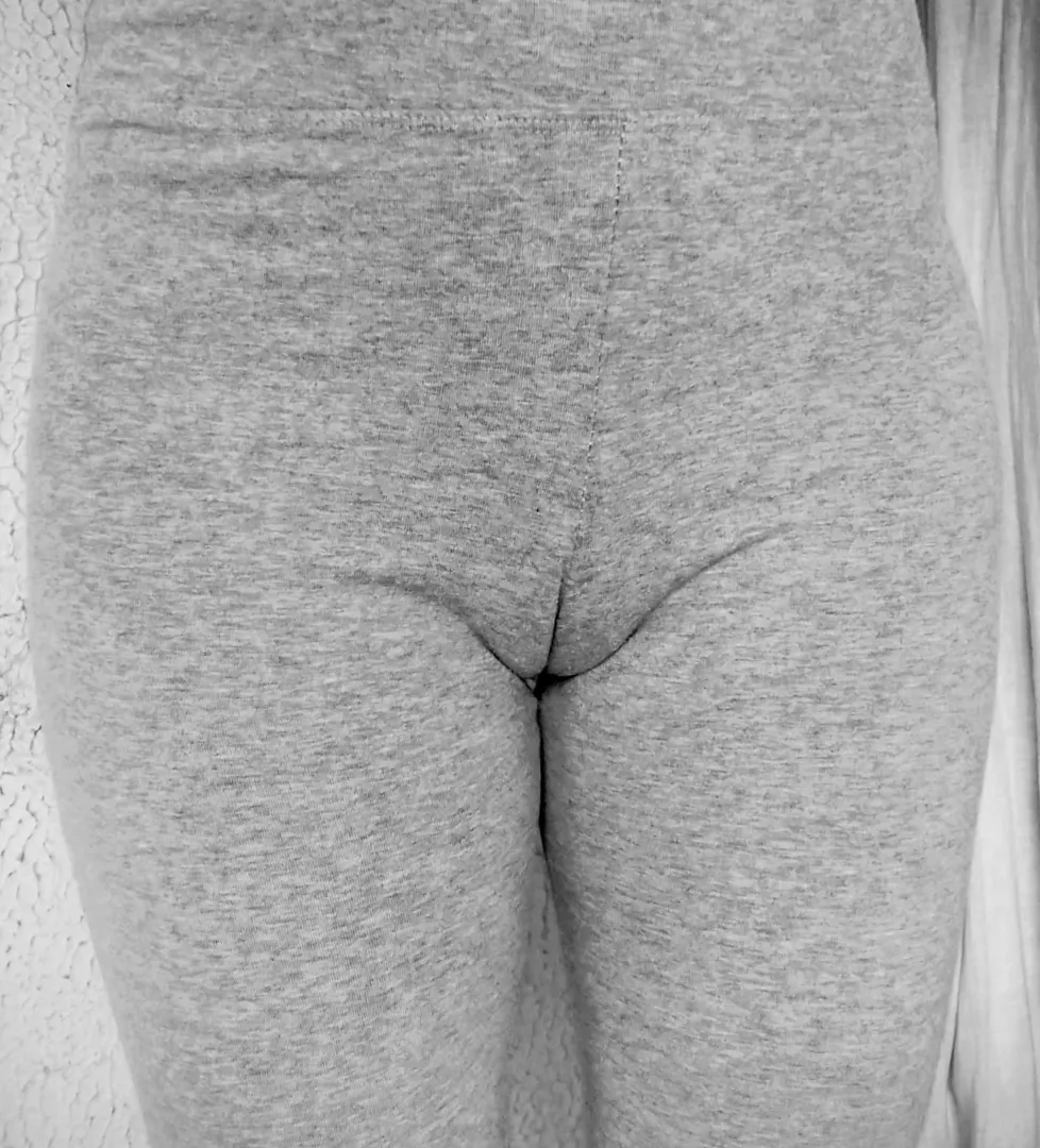 Happy Monday! posted by Da_Curious_Queen