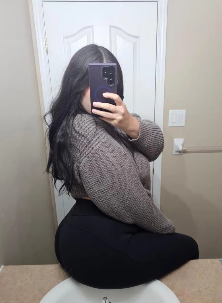 Happy Monday! How’s your day so far? posted by scotchlow