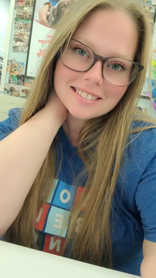 Happy Monday loves  by Missymoo115