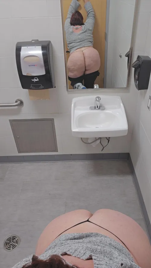 Happy Moonday.. by mamabird832