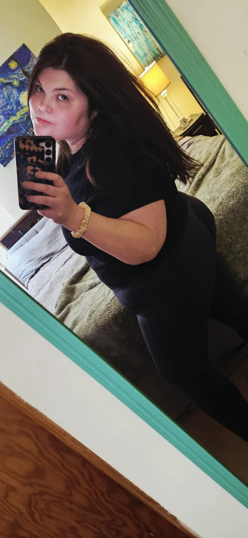 Happy Tuesday, feeling great today! ☺️ posted by MainNo4678