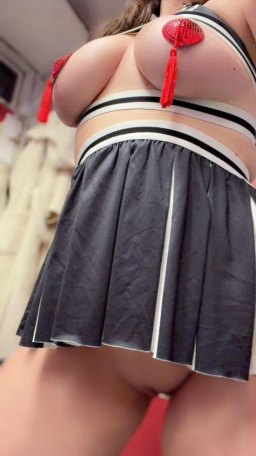 HAPPY v day!  4am-11am 1202 state ave marysville come get a coffee and pastry from me! Here now!!! by NSFWRINA