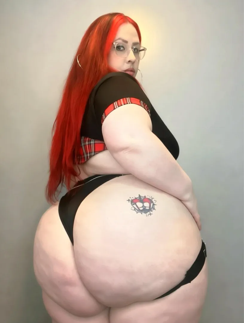 Happy Valentine’s Day! posted by hangingrosehips