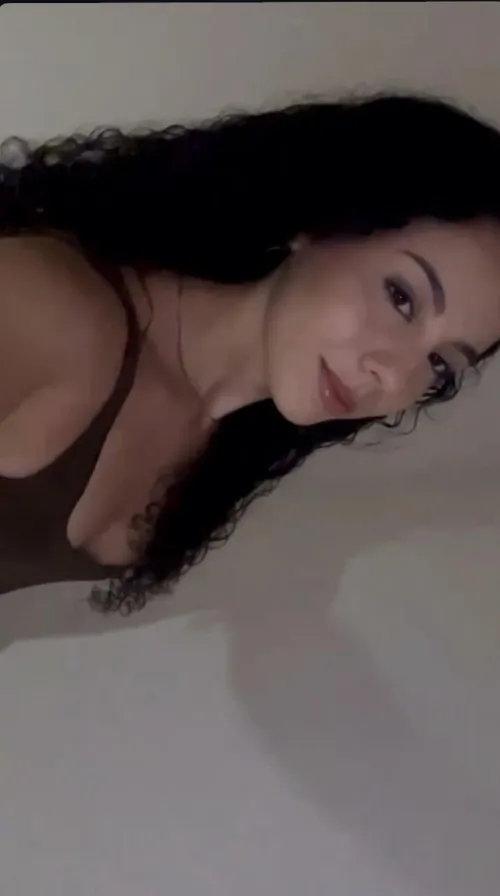 happy valentine’s day ❤️ be mine….jk u wish gimme ur wallet by Effective_Beach_9266