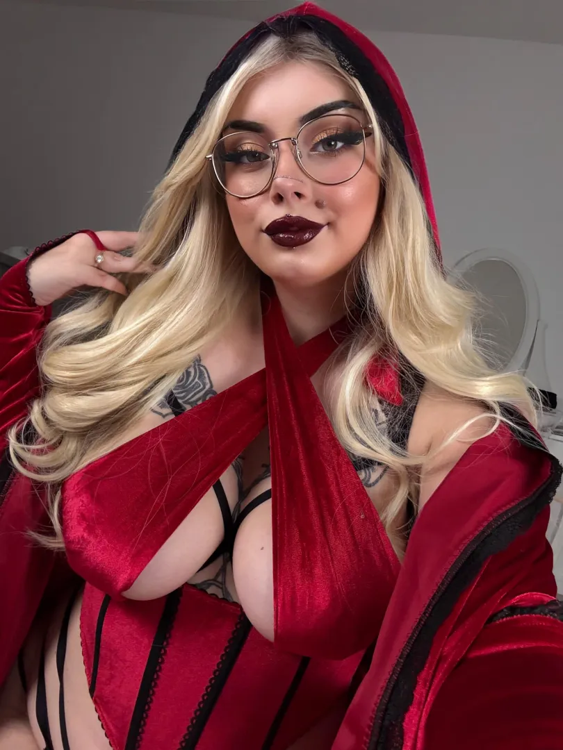 Happy Valentines Day guys! ❤️ posted by pastelxwh0re