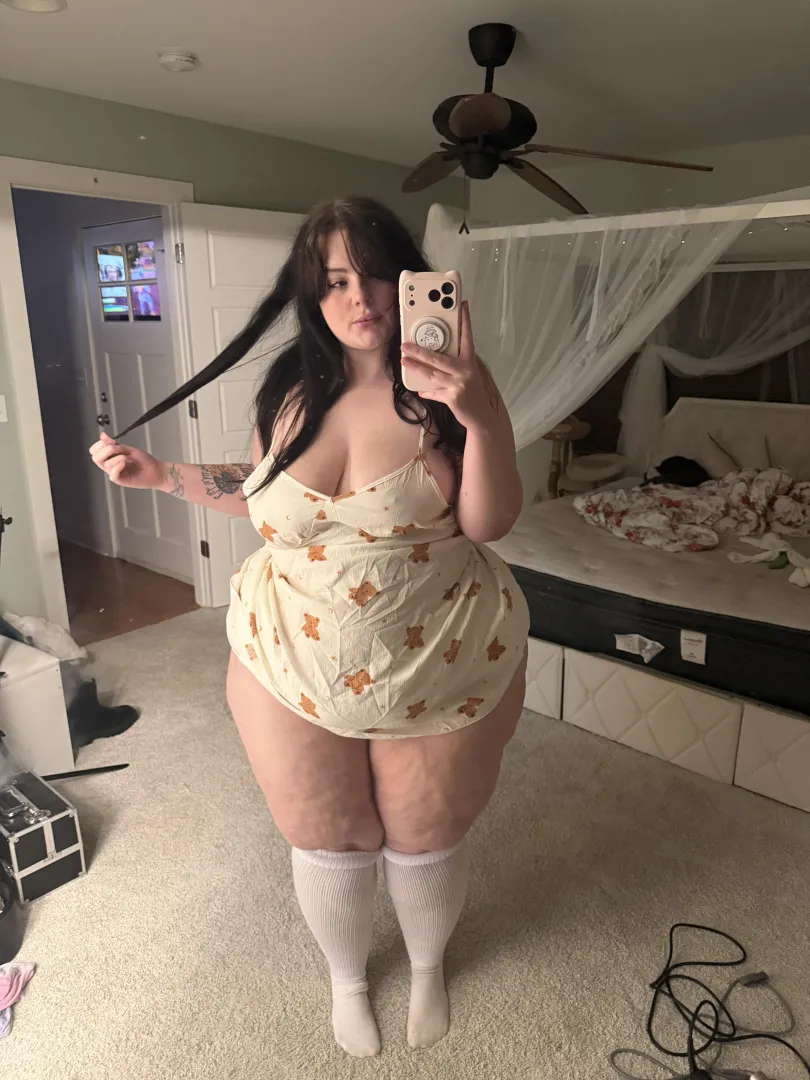 Happy Valentine’s Day posted by Snowangelcake