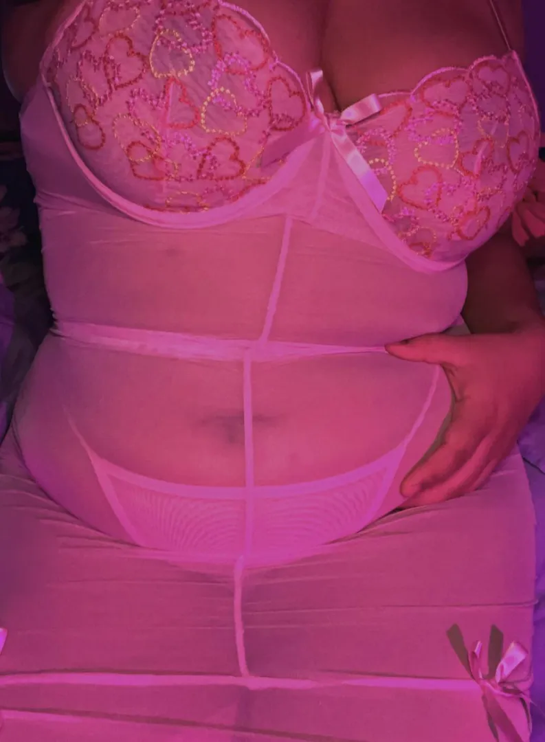 happy v-day from me and my belly! posted by chubbygf10
