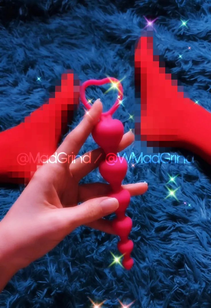 Happy Vee-day  Look at this heart shaped cutie just for you  posted by VVMadGrind