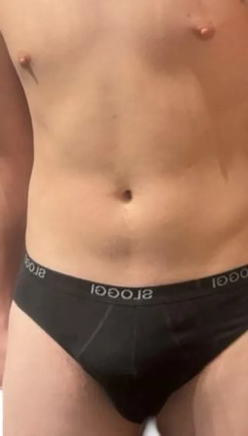 Har ikke kommet i en hel uge by Street_Welcome2563