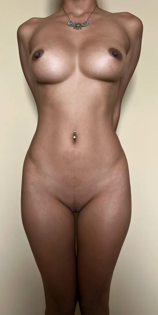 Hard and tiny body posted by bunnylorrys