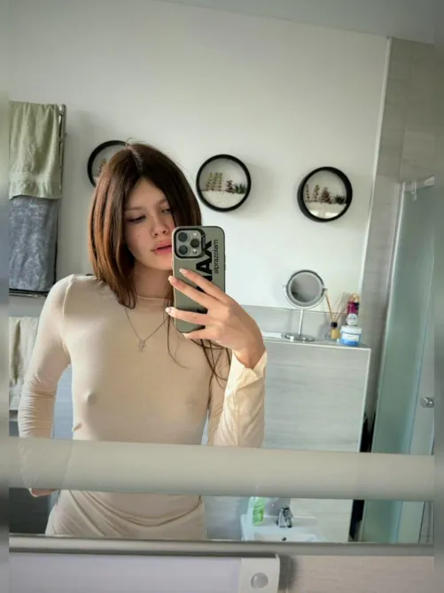 Hard to hide the fact that I’m Braless by sunflowergloww