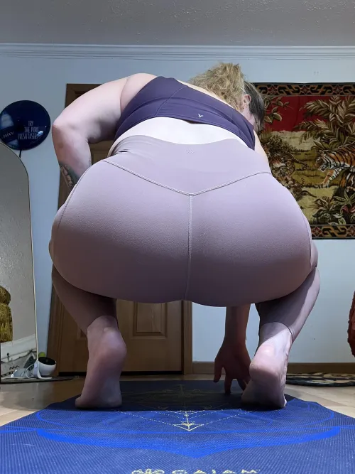 Hard to see these lines from my thick band thong by QUEENBAVM0RDA