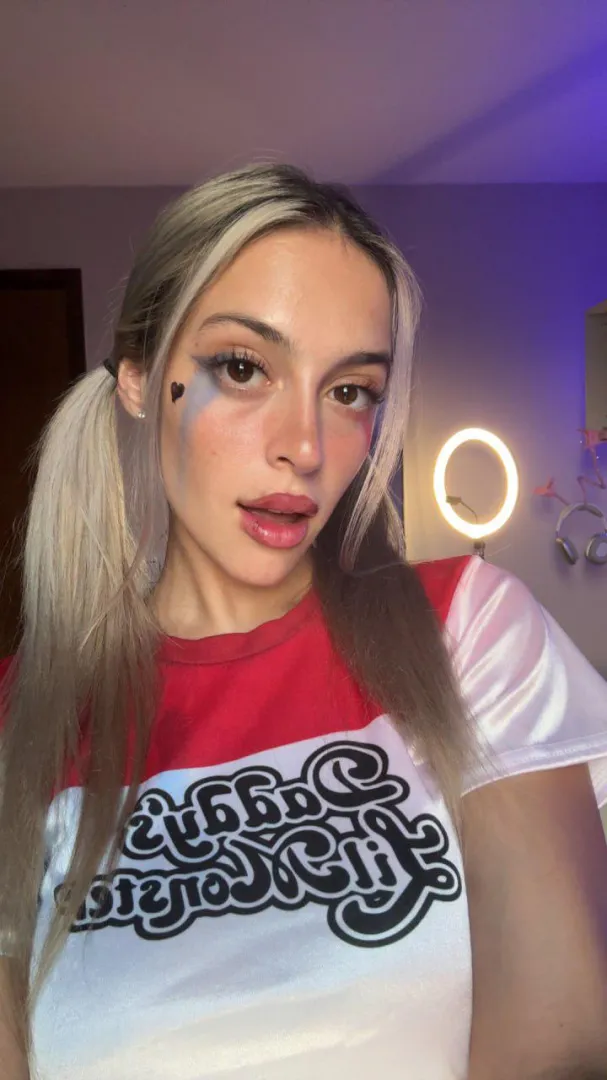 Harley Quuiinnn by Sophie posted by Hot_Bad_626