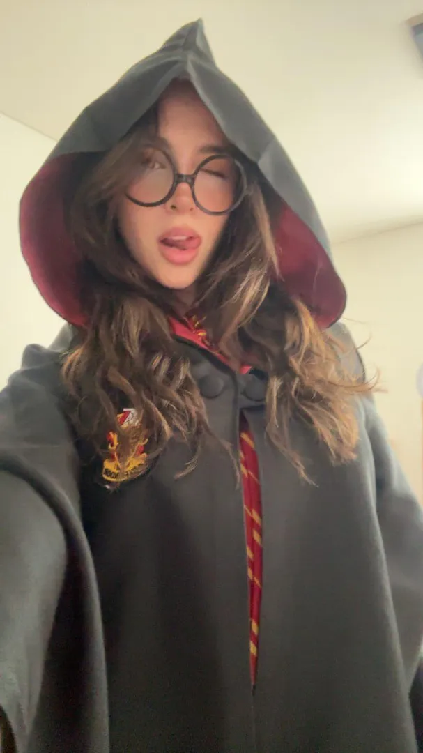 Harry Potter by Sophie posted by Hot_Bad_626