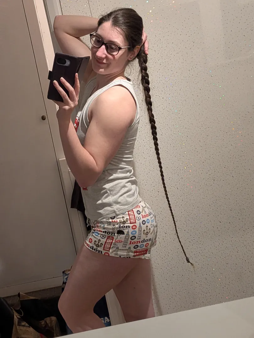 Have to tie may hair up or it tickles my knees posted by SirenSasha_336